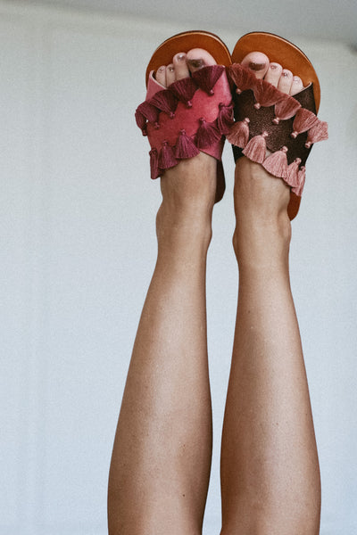 ROSEWOOD AND SUMMER FIG MISMATCH SLIDE