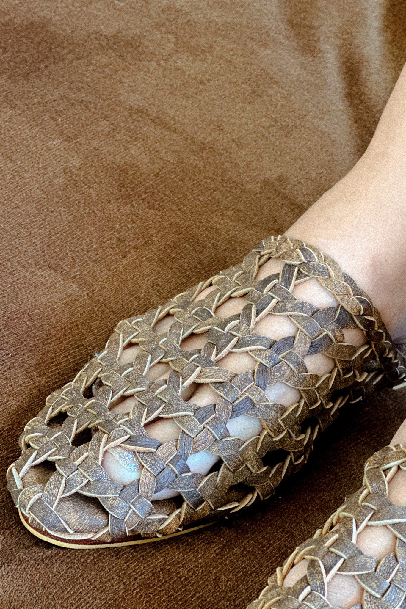 sample Brown woven Leather shoes size 9 - 9.5