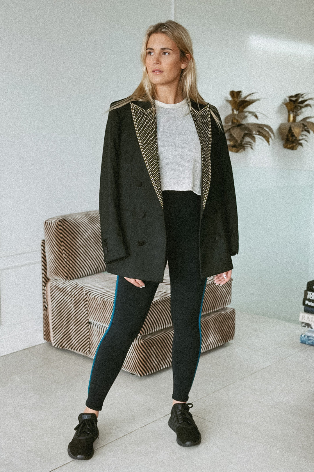 LA DAME TEXTURED PINSTRIPE LEGGINGS