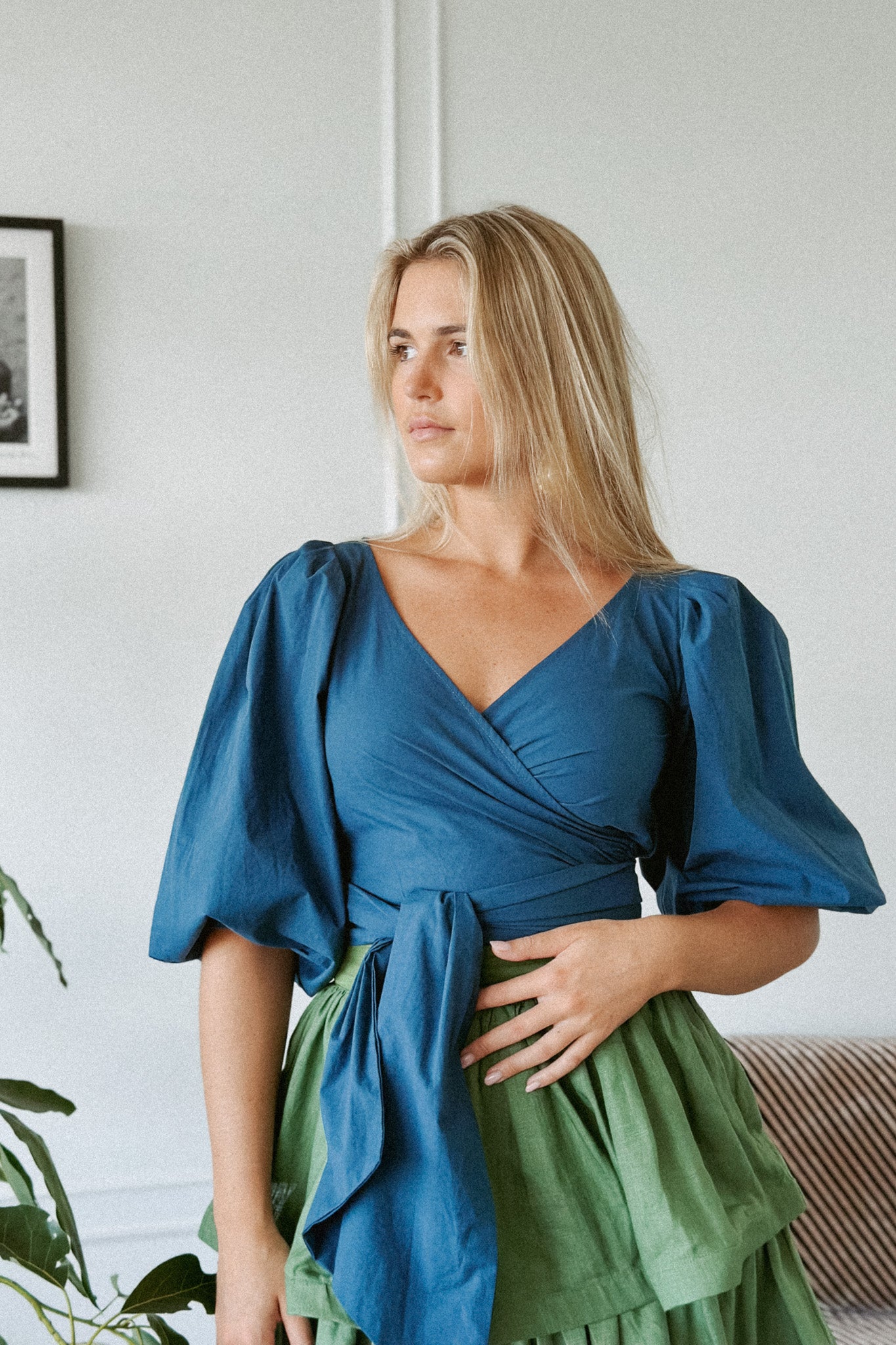 LA DAME FRENCH NAVY WRAP TOP