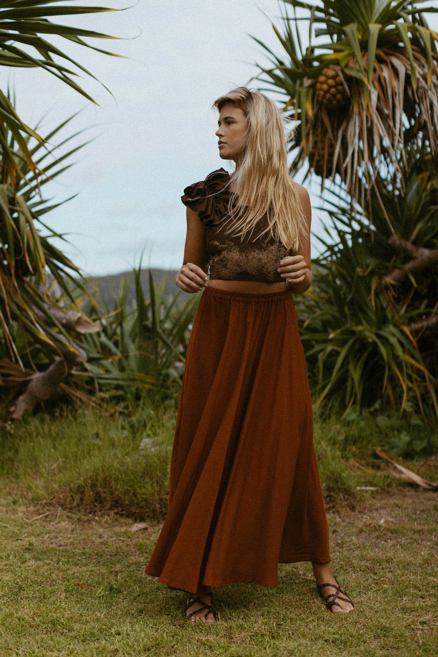 ROSIE TOP HERRINGBONE BROWN