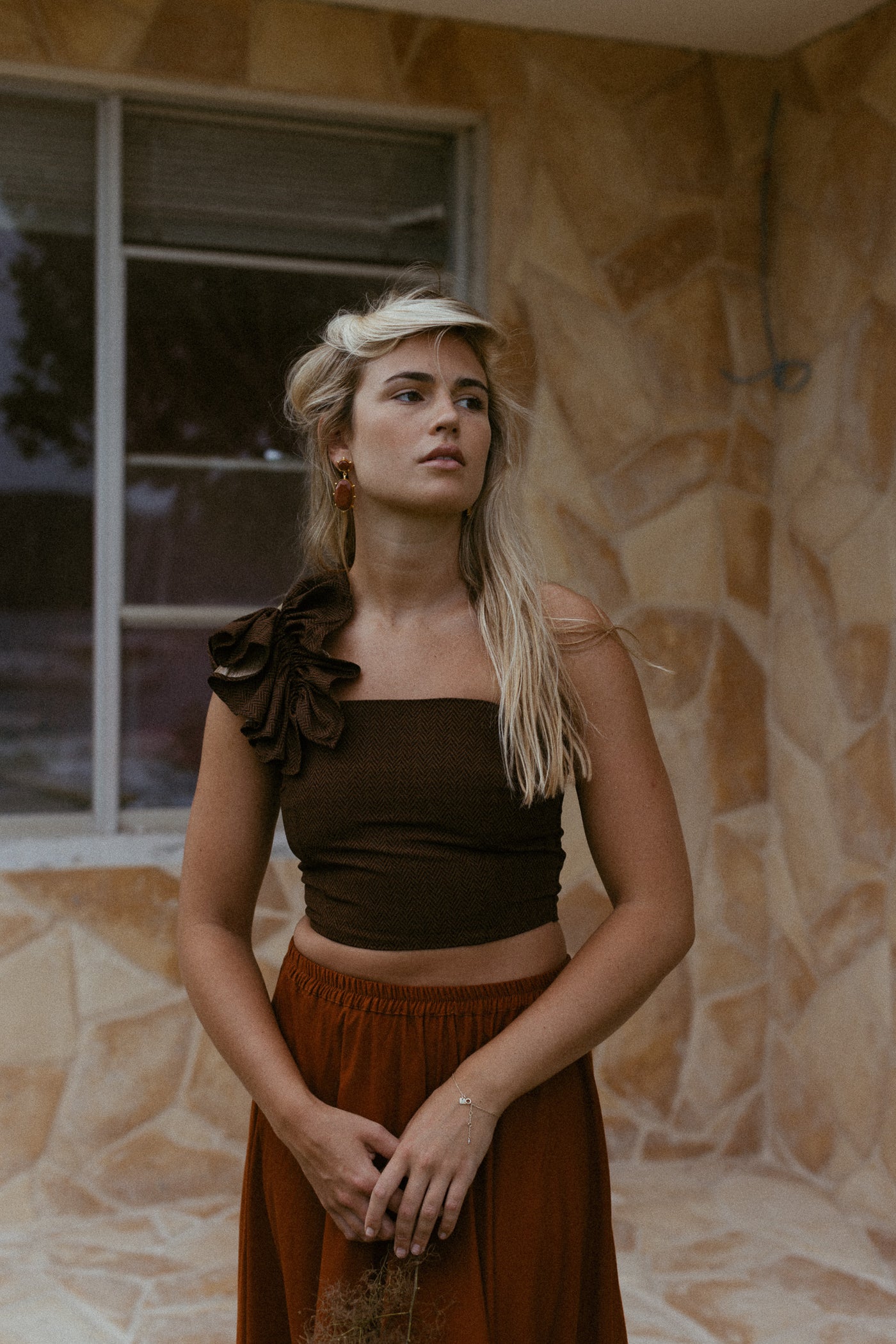 ROSIE TOP HERRINGBONE BROWN
