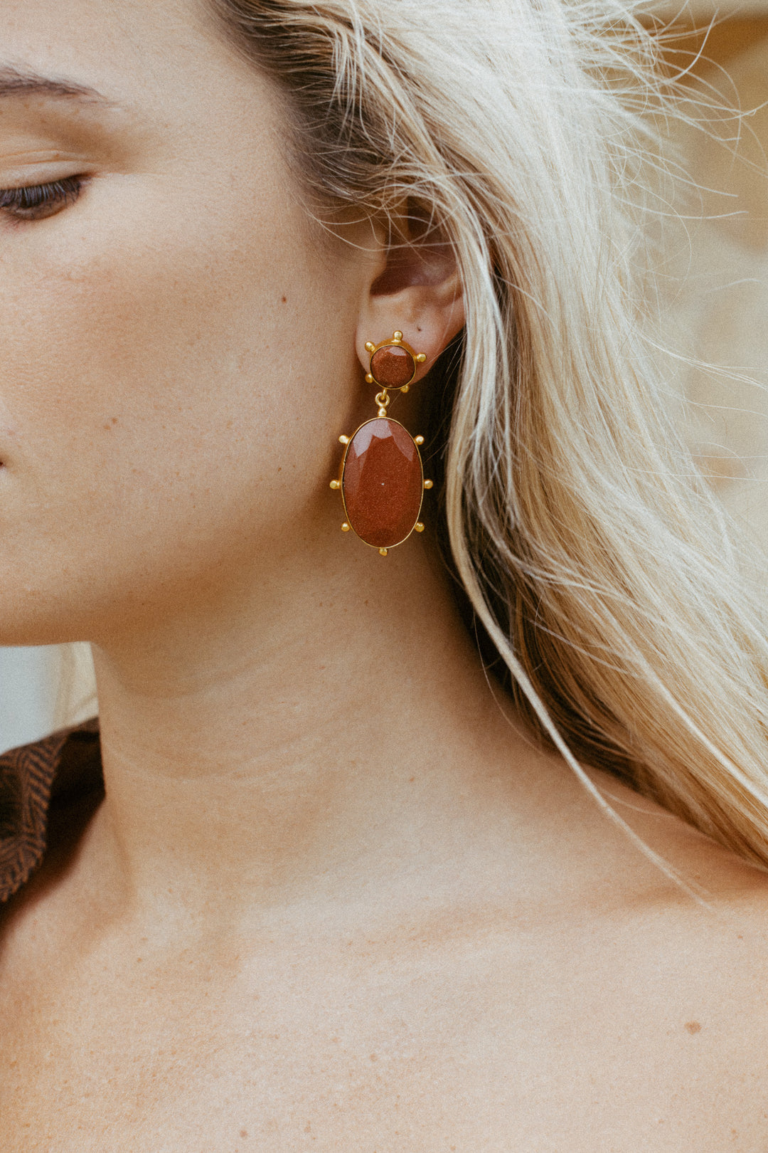 CARRA EARRINGS SUN STONE