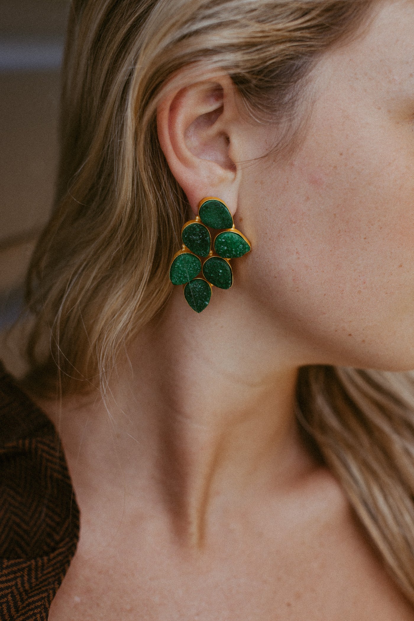 EBONY EMERALD GREEN EARRINGS