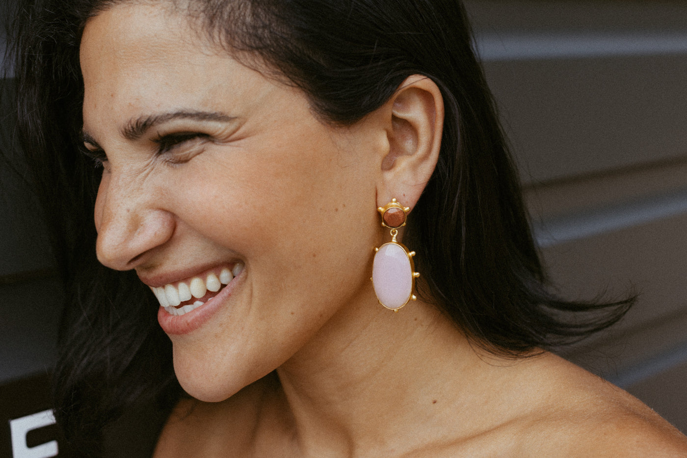 CARRA EARRINGS SUN STONE WITH ROSE QUARTZ