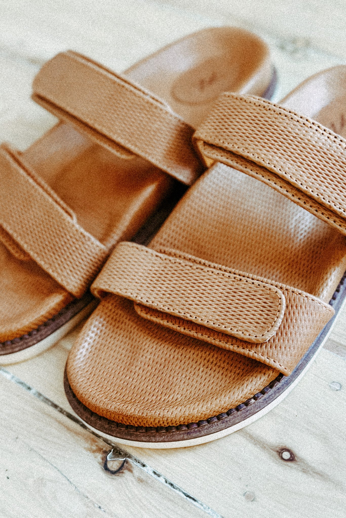 THE TAN MACCHIATO SHOES