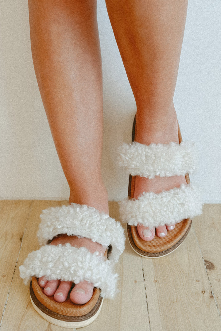 THE SHEARLING CHUNKY SHOE