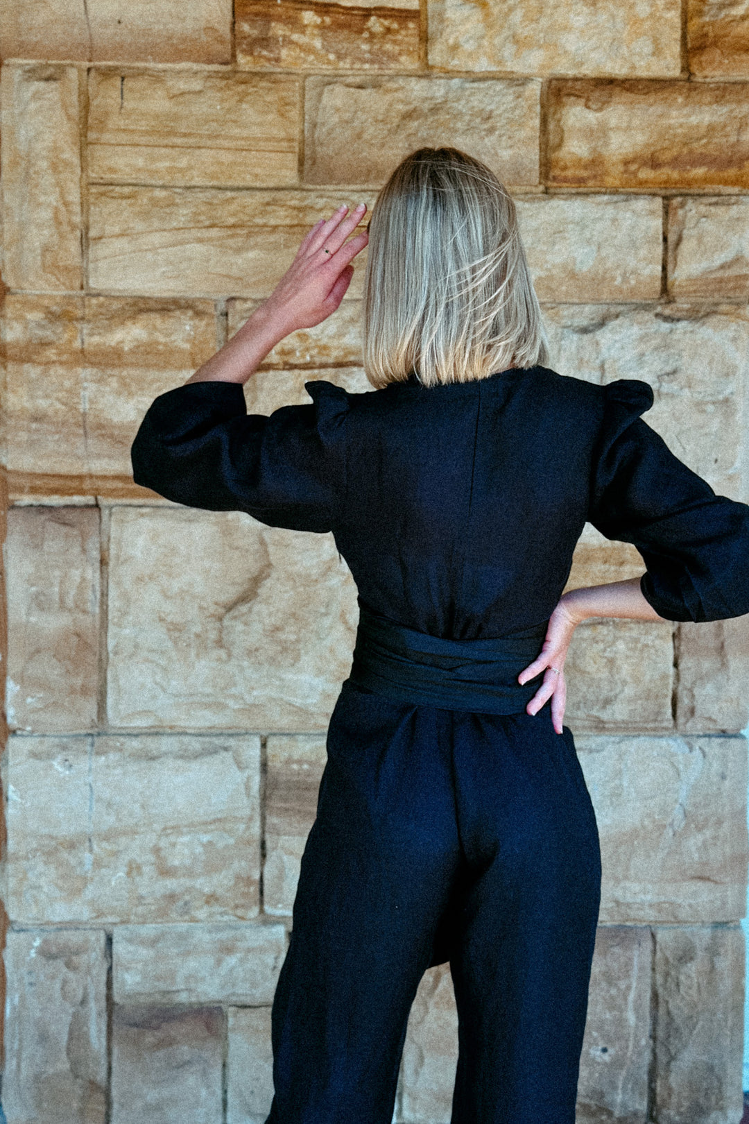 LA DAME BLACK SIGNATURE JUMPSUIT