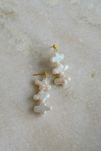 DEMI PEARL EARRINGS