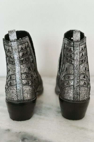 THE COACHELLA BOOT SILVER