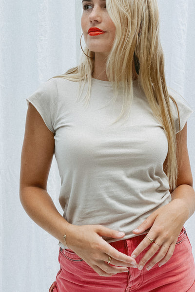 Jo Beige basic tee