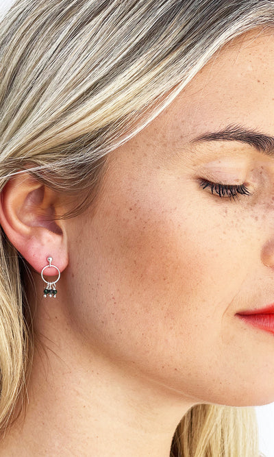 NINA G - EMERALD SILVER CIRCLE EARRINGS