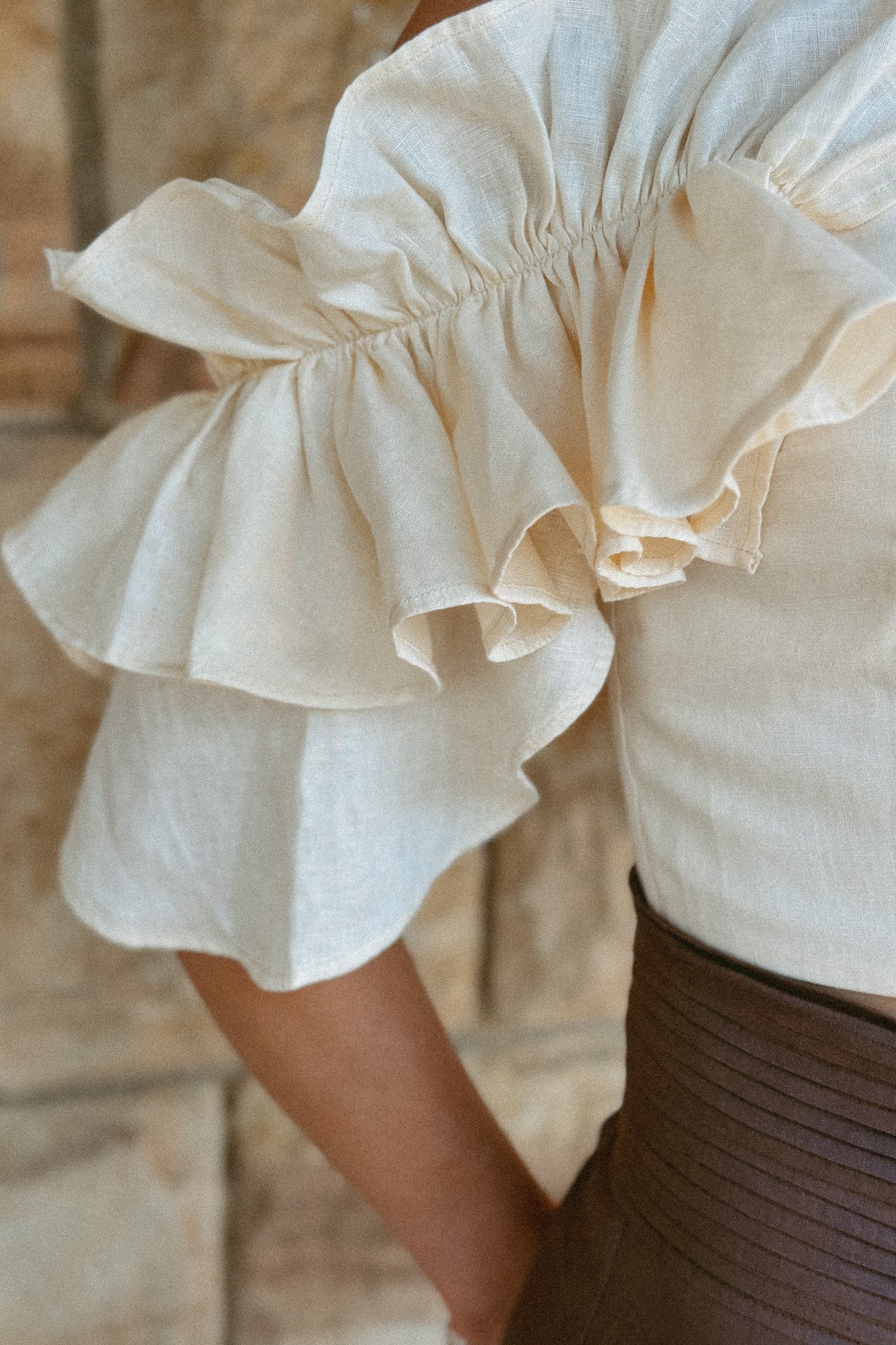 ROSIE TOP ANTIQUE CREAM