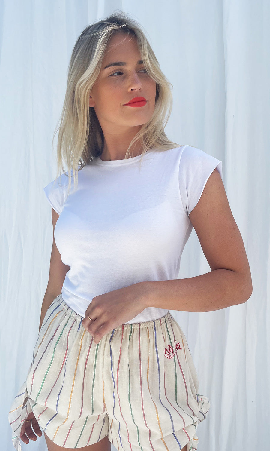 APPLE AND EVE WHITE TEE